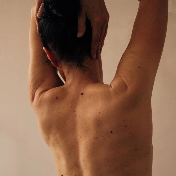 Hitzewallungen während der Menopause: Ursachen, Symptome und Tipps